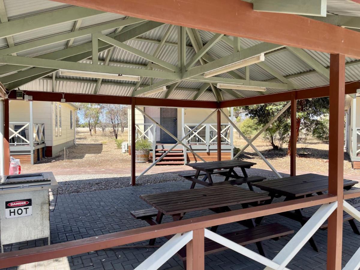 Hotel BIG4 Port Willunga Tourist Park Aldinga Exterior foto