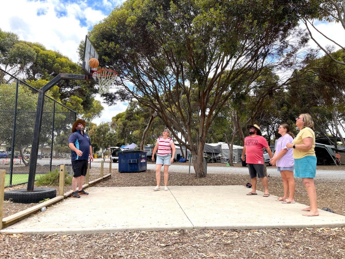 Hotel BIG4 Port Willunga Tourist Park Aldinga Exterior foto